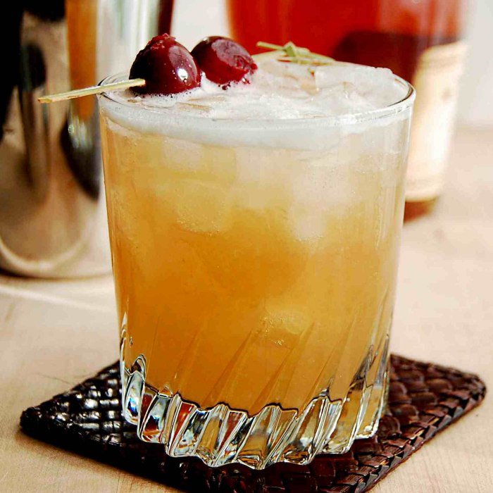 Amaretto Sour — drinks
