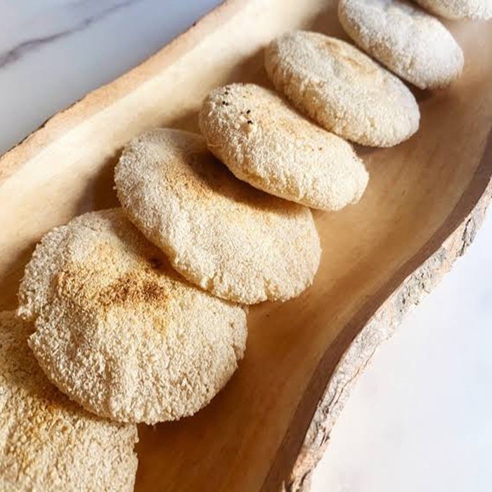 Cassava bread — side
