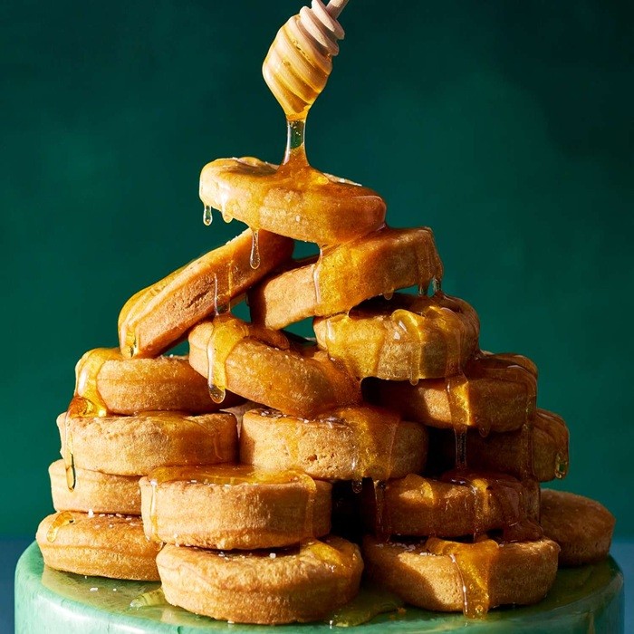 Chilean-Style Sopaipillas — side