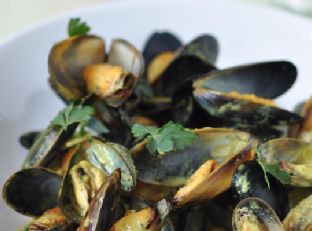 Curry Mussels — a India dish
