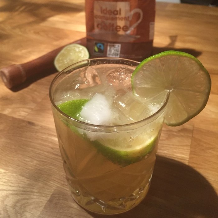 Dark Caipirinha — drinks