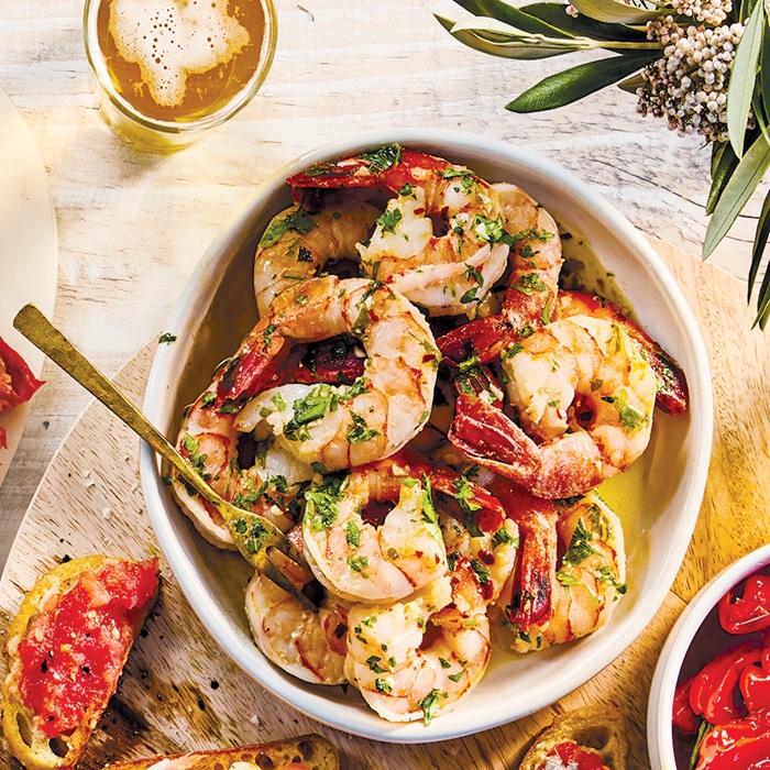Garlicky prawns with sherry — a Spain dish