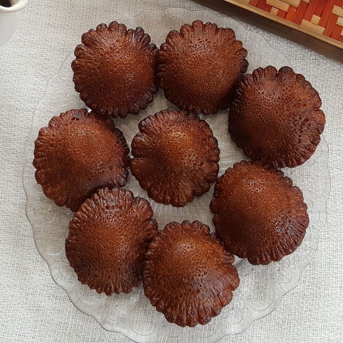 Handesh – Bangladeshi rice flour and date molasses cakes — dessert