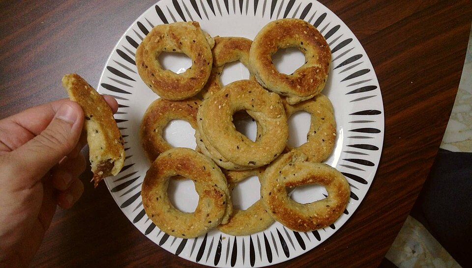 Ka'ak (Savory Ring-Shaped Biscuit) — world recipes
