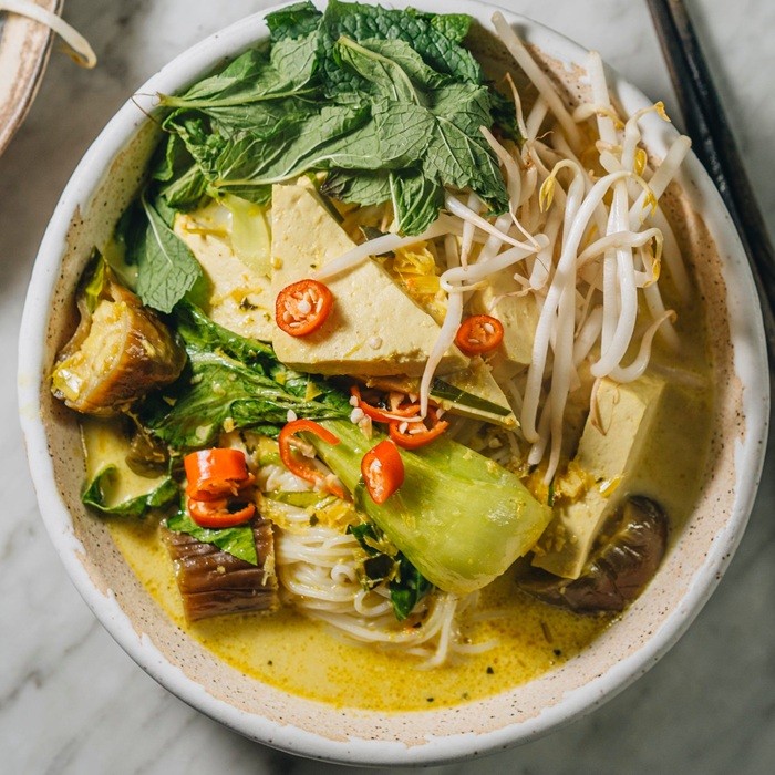 Nom Banh Chok – Cambodian Noodle Soup — chicken