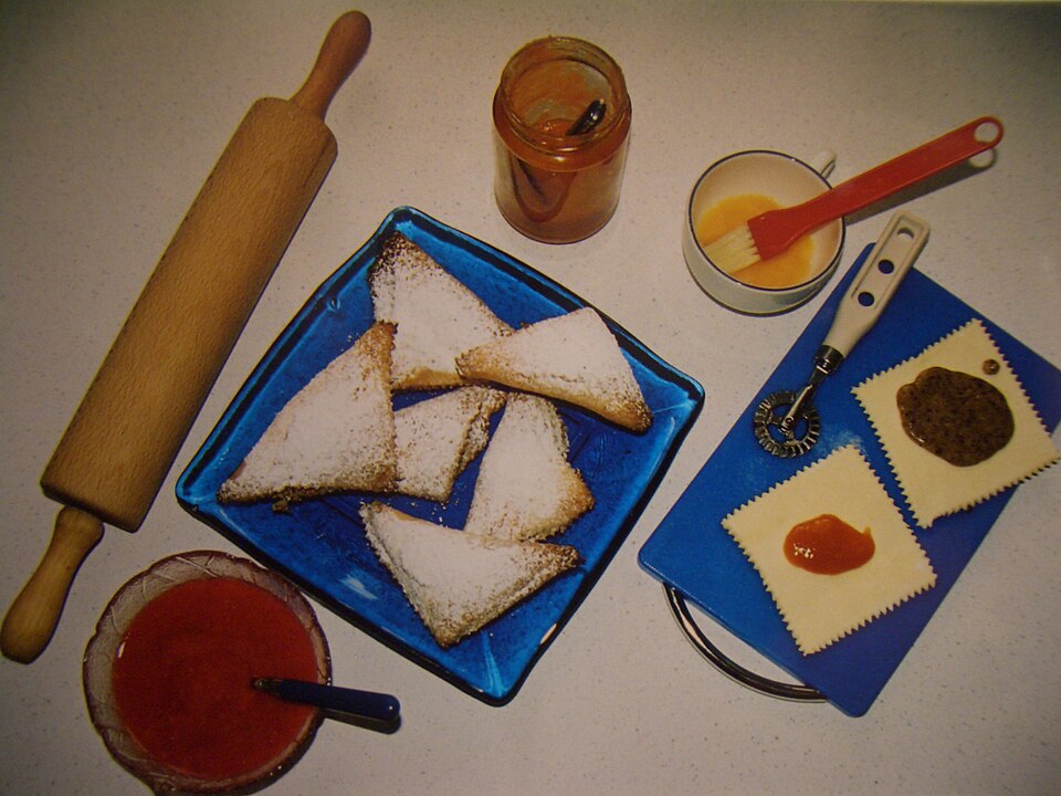 Pastries Filled with Jam (Marmeladetascherl) — world recipes