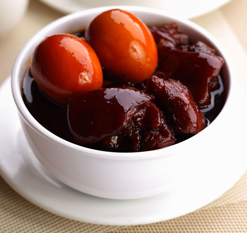 Pig's Trotters and Ginger Vinegar Stew — world recipes