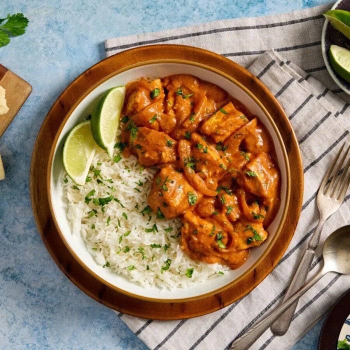 Pollo en Salsa — chicken