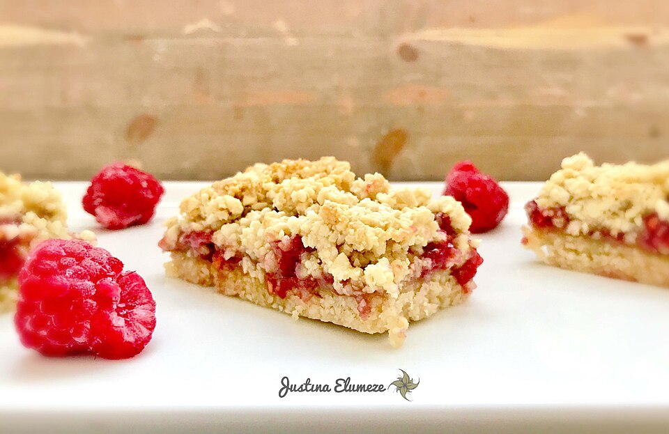 Raspberry Almond Shortbread Bars — world recipes