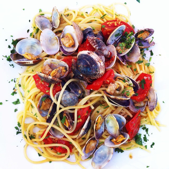 Spaghetti with Clams — world recipes