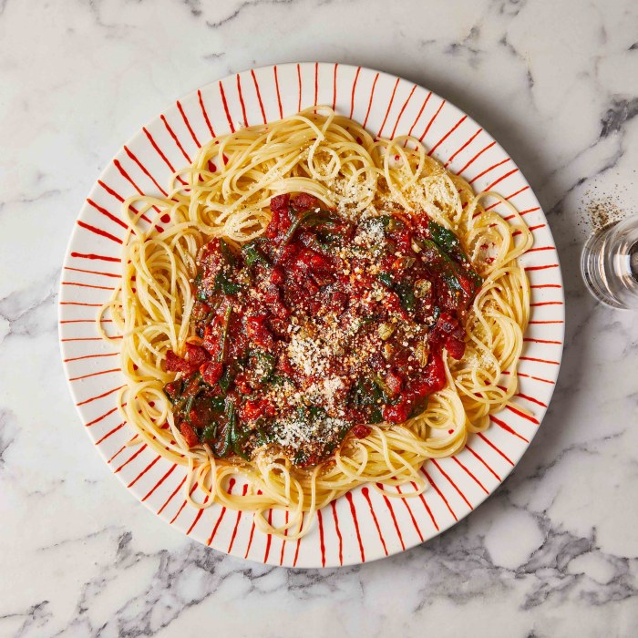 Spaghetti with Spanish flavours — a Spain dish