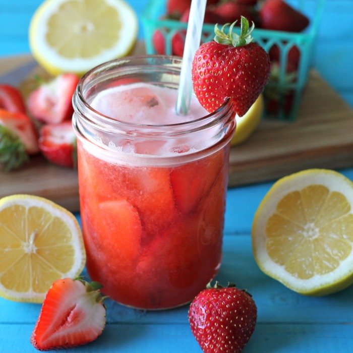 Strawberry Lemonade — drinks